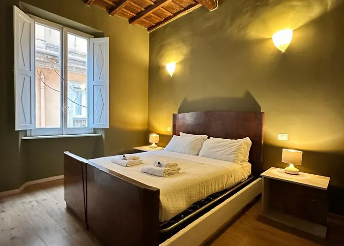 Artist In The Heart Of Trastevere Apartment